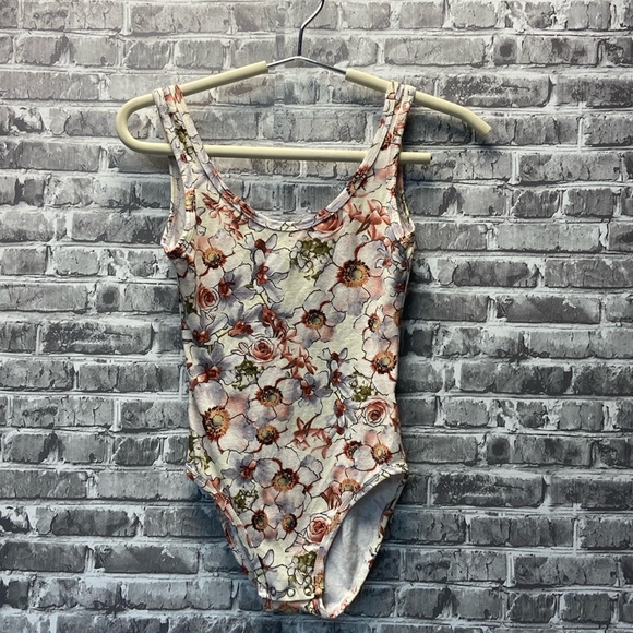 LA Hearts - Picture 2 of 10